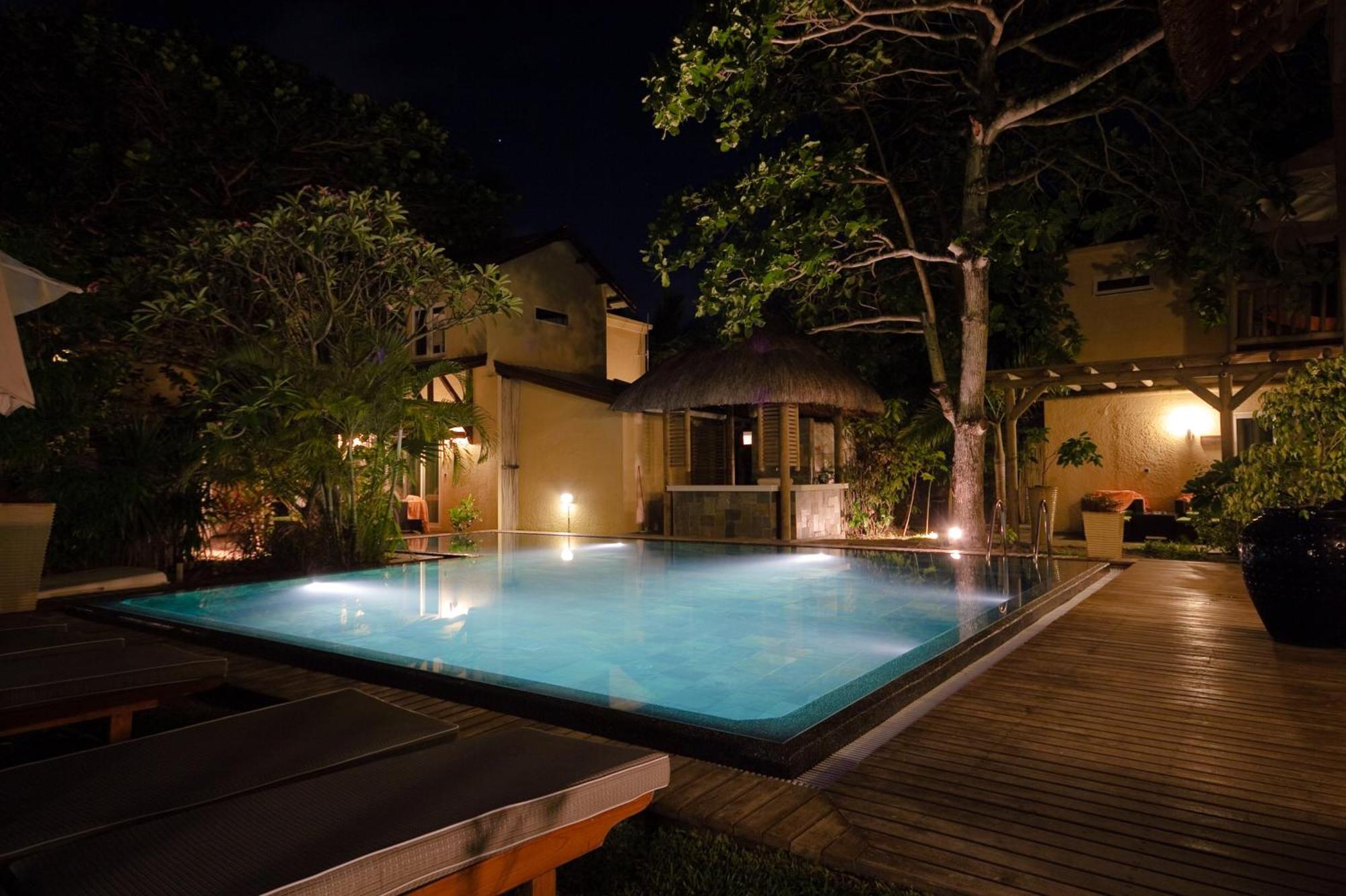 Ocean Villas Hotel Grand Baie Exteriör bild
