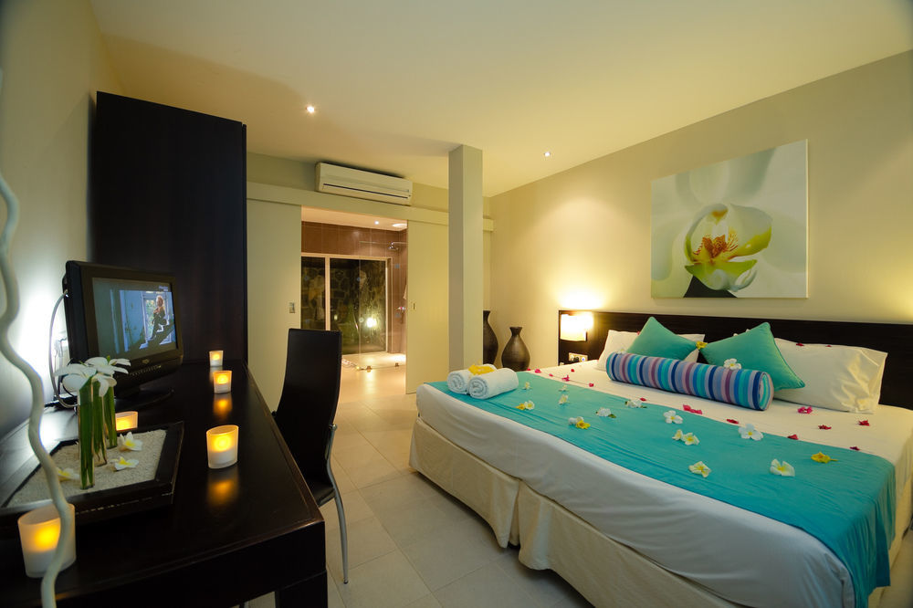 Ocean Villas Hotel Grand Baie Exteriör bild