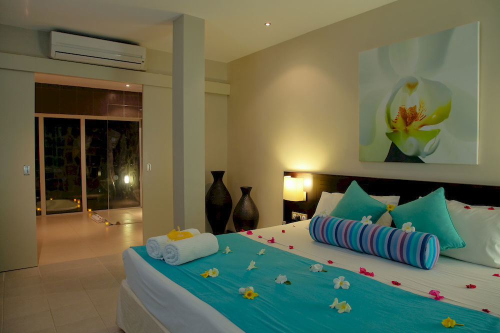 Ocean Villas Hotel Grand Baie Exteriör bild