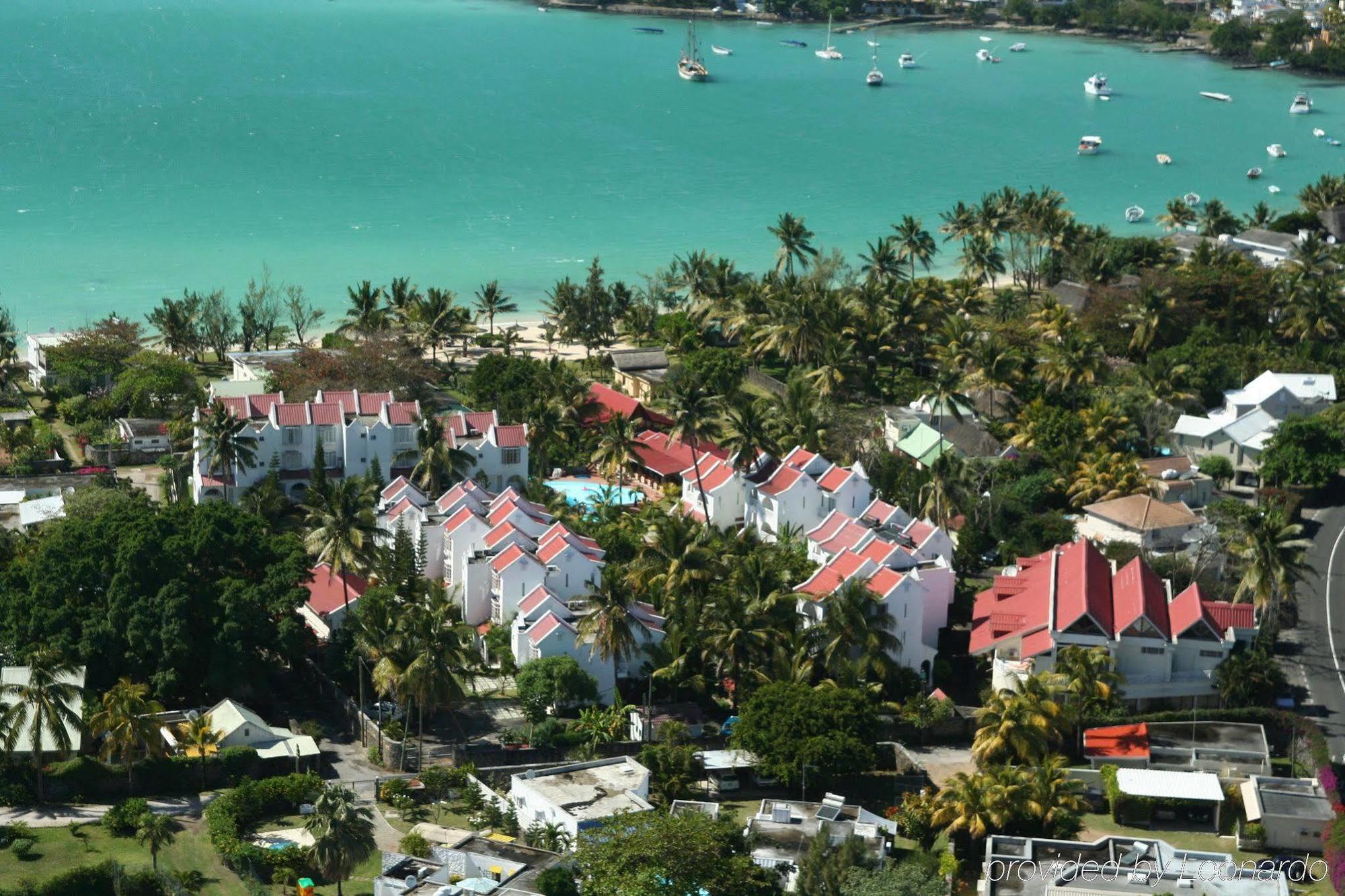 Ocean Villas Hotel Grand Baie Exteriör bild